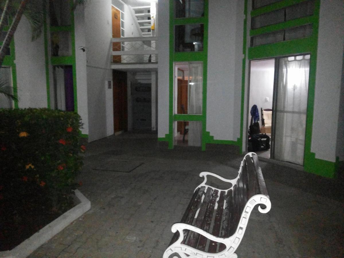 Alquilo Apto X Días Amoblado En El Rodadero Apartamento Santa Marta (Magdalena)